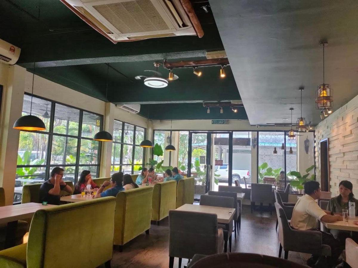 900 Inn Bintulu Kültér fotó