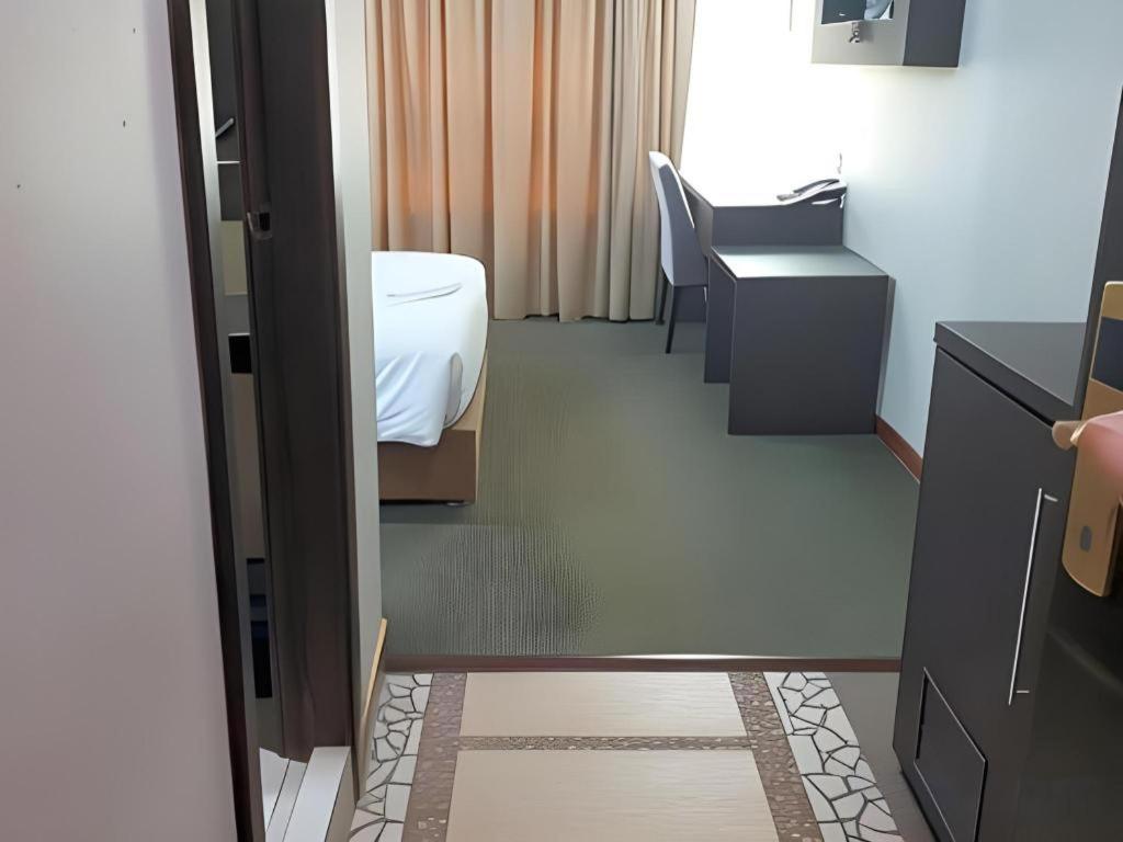 900 Inn Bintulu Kültér fotó