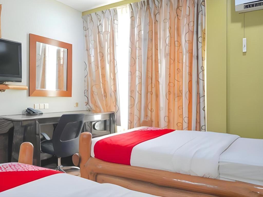 900 Inn Bintulu Kültér fotó