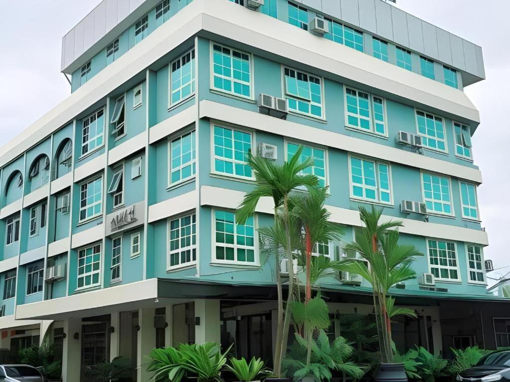 900 Inn Bintulu Kültér fotó